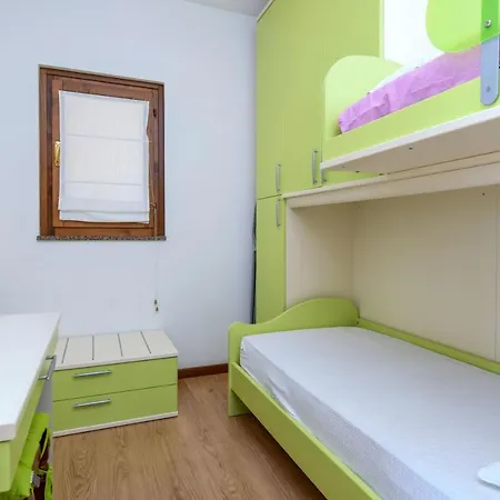 Dependance Silvy By Collins Apartment
